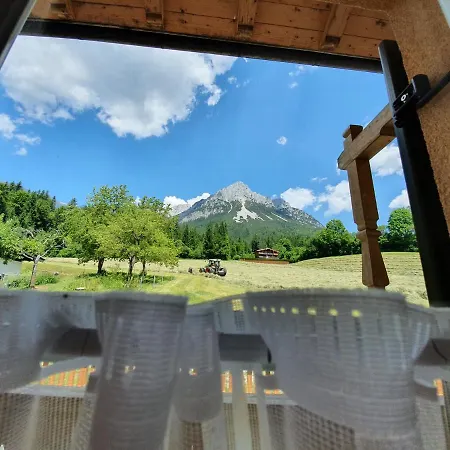 Grubhof מלון דירות 4*